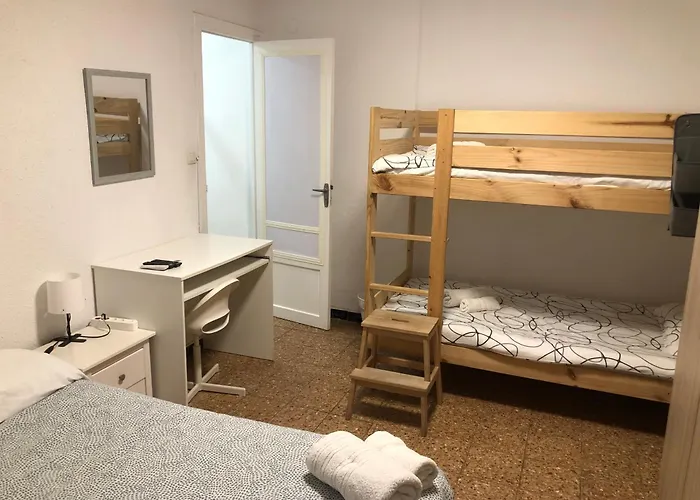 Habitación en casa particular Dos Puerto En Piso Compartido